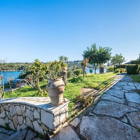 Apartment Dolphin 1 Gaios