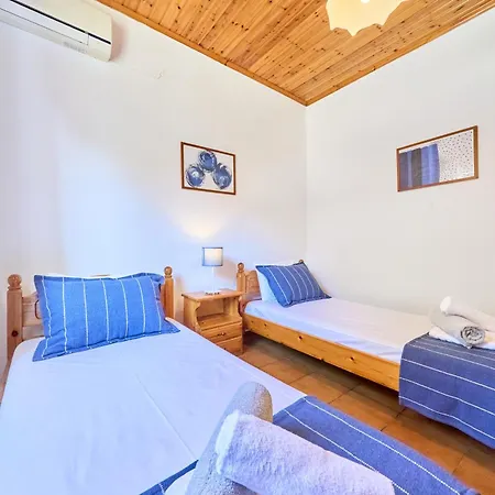 Apartament Dolphin 1 *